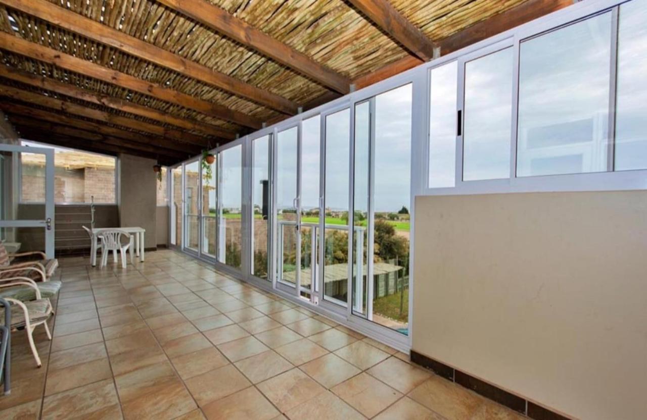 Hotel Golfer'S Retreat Langebaan Esterno foto